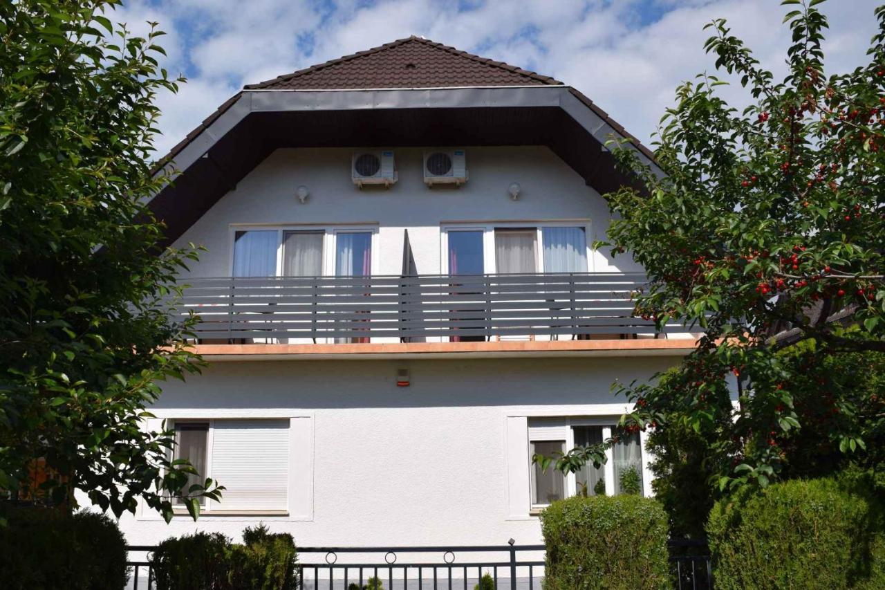 Apartments In Siofok/Balaton 35514 Экстерьер фото